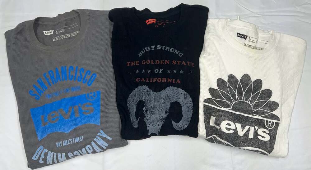 Lot of 3 Levi’s Thermal Graphic Shirts Men XL